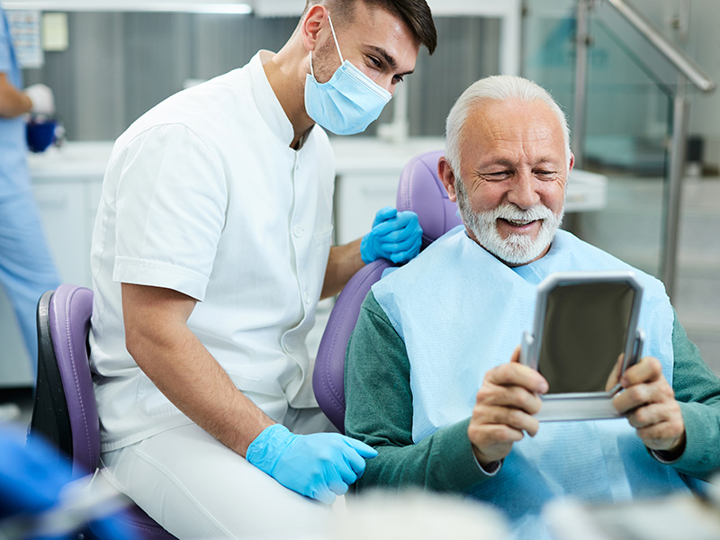 Dentist in Bloomington